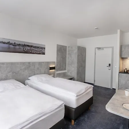 & Gaestehaus Luetten Klein 3* Rostock