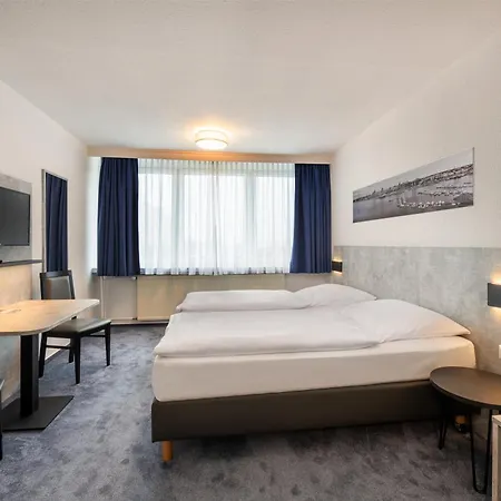 & Gaestehaus Luetten Klein Hotel