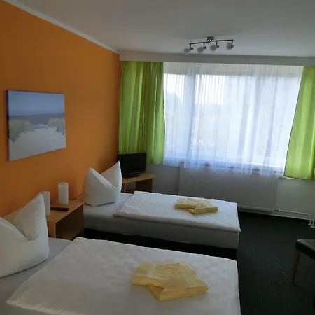 Hotel & Gaestehaus Luetten Klein