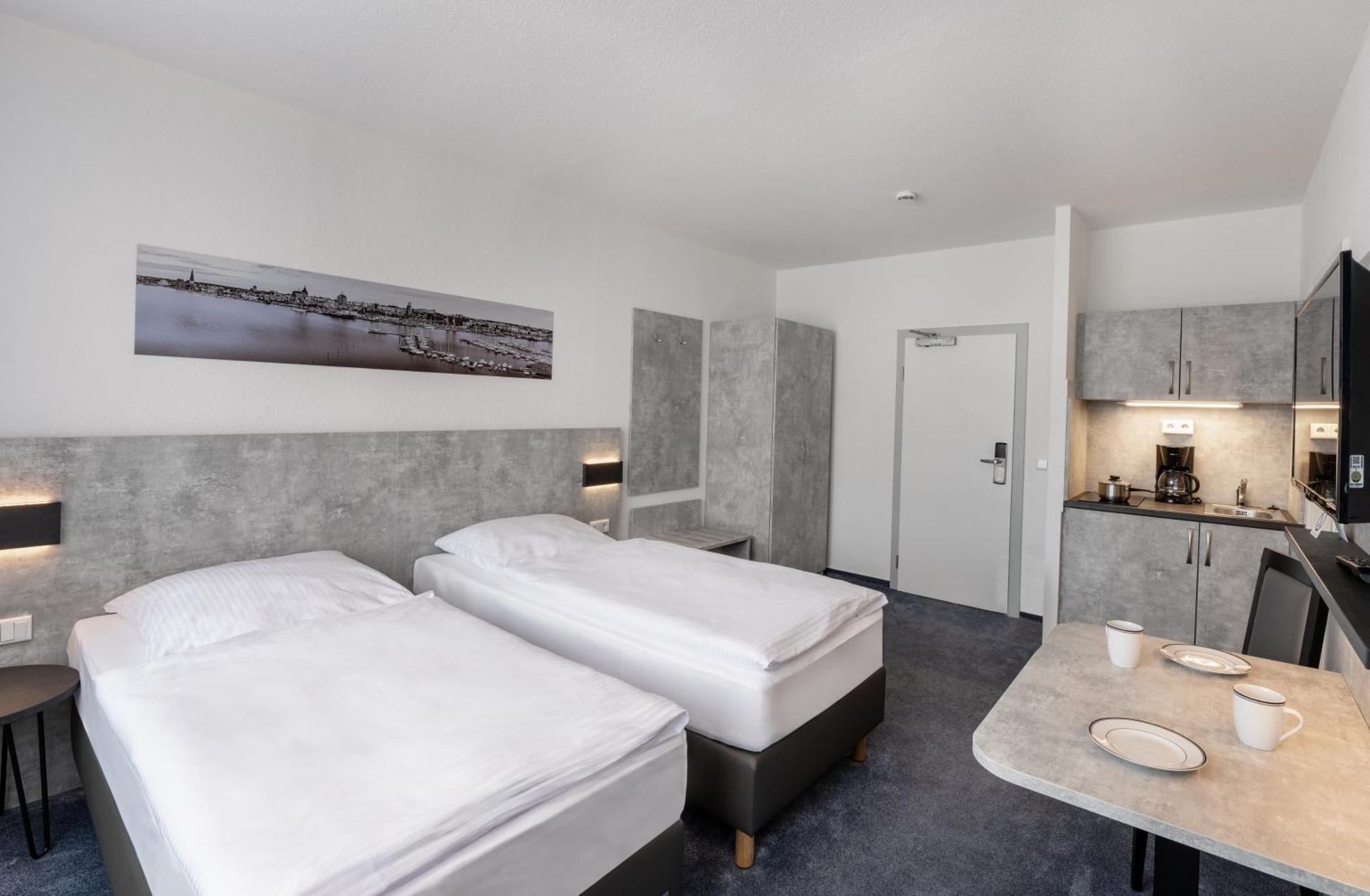 & Gaestehaus Luetten Klein 3* Rostock