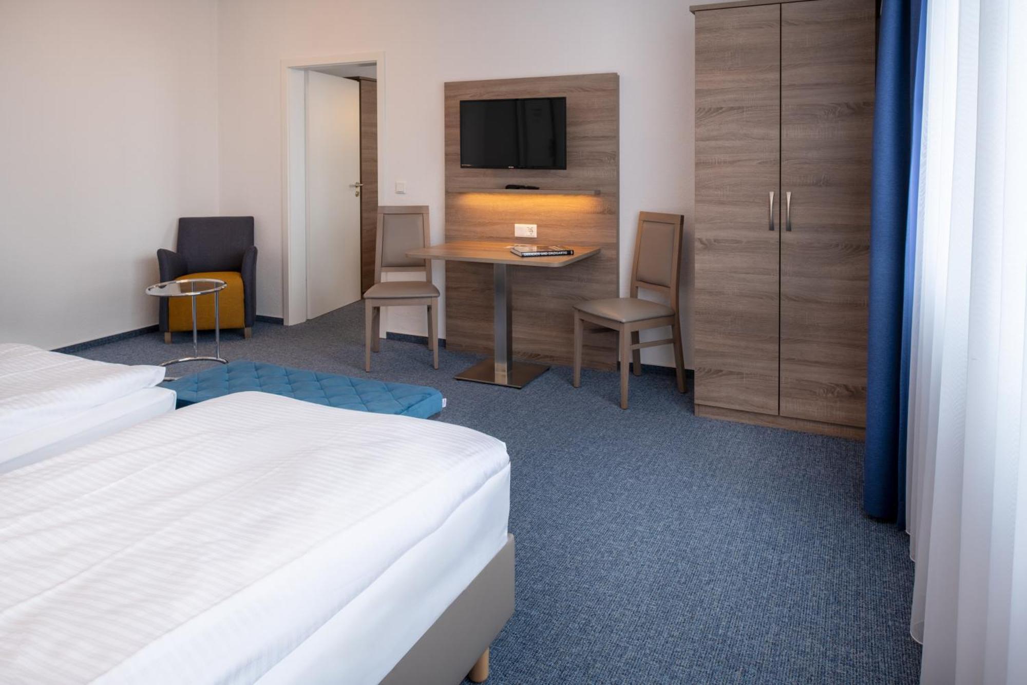 Hotel&gästehaus Lütten Klein Hotel