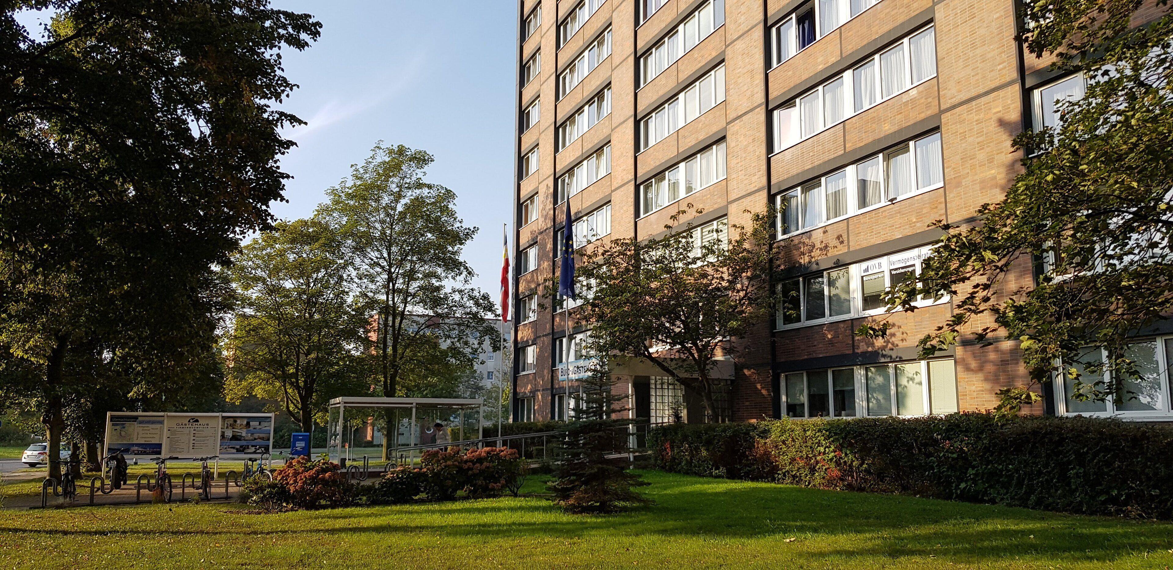 & Gaestehaus Luetten Klein Hotel