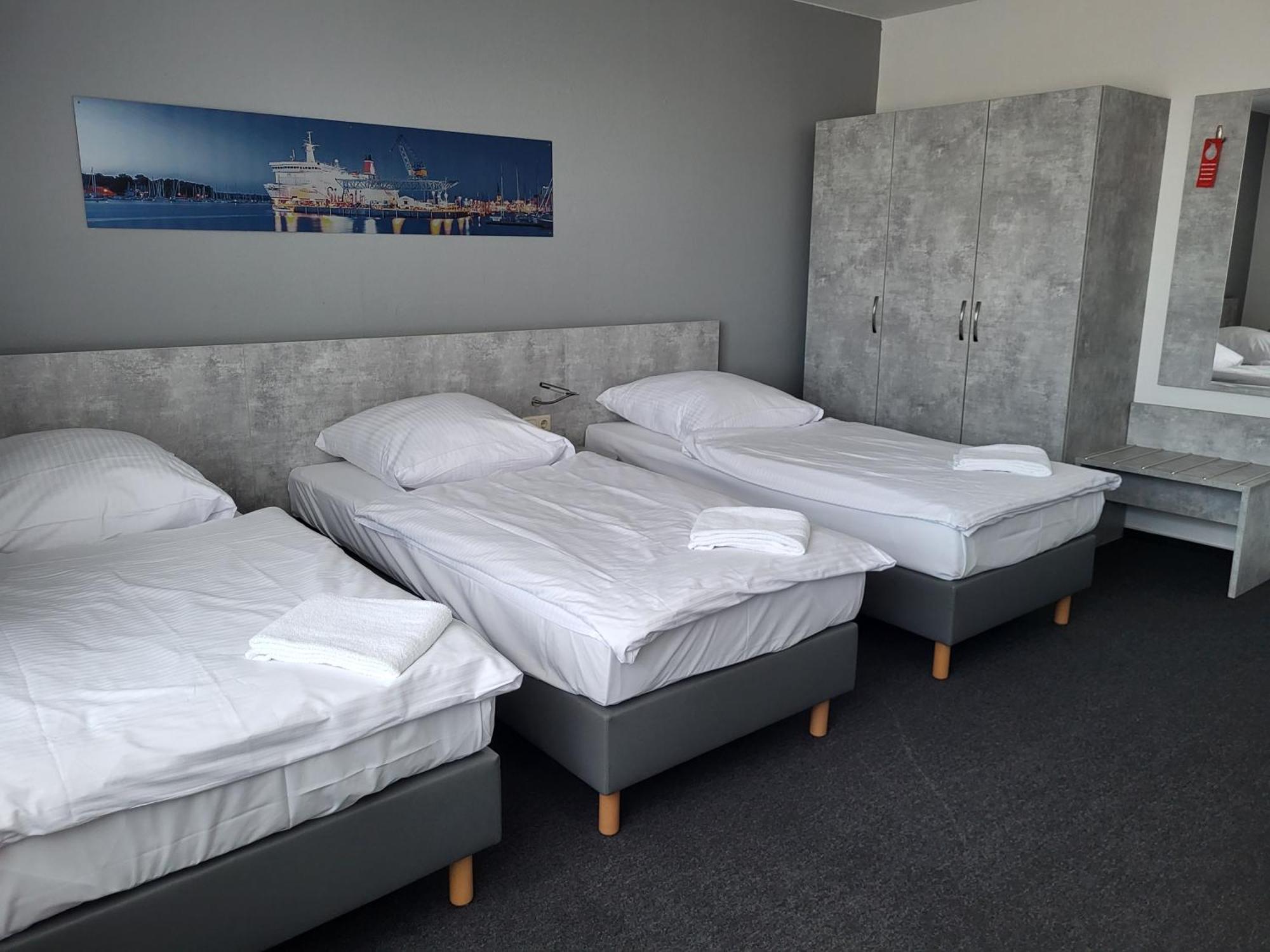 & Gaestehaus Luetten Klein 3* Rostock