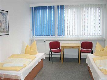 & Gaestehaus Luetten Klein Hotel Rostock